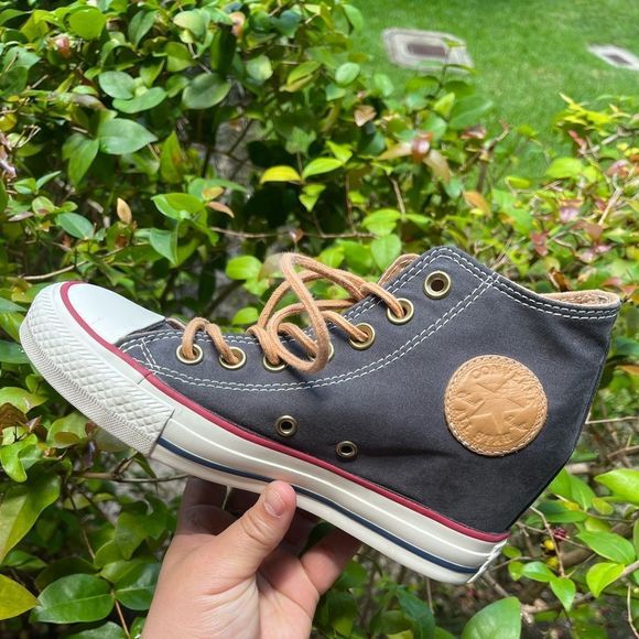 Converse - Women’s 6 Chuck Taylor All Star Lux Hi High Hidden Heel Wedge, gray. - Picture 9 of 9